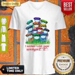 Awesome Pug I Survived Toilet Paper Apocalypse 2020 V-neck