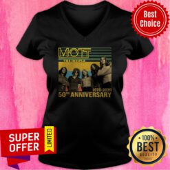 Top Mott The Hoople 1970 2020 50th Anniversary V-neck
