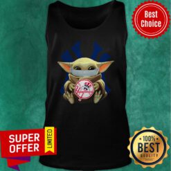Awesome Baby Yoda Face Mask Hug New York Yankees Tank Top