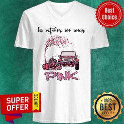 Top Purple Jeep And Pumpkins Breast Cancer In October We Wear Pink V-neck