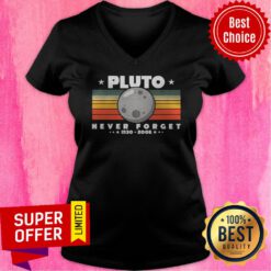 Nice Science Pluto Never Forget 1930 2005 Vintage Retro V-neck