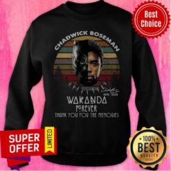 Chadwick Boseman Black Panther Wakanda Forever Thanks For The Memories Signature Vintage Retro Sweatshirt