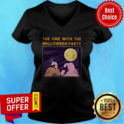 Nice The One With The Halloween Party Chandler Bing Bunny Vs Joey V-neck