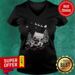 Official Winged Sprint Cars With Tree Christmas Lights V-neck