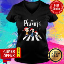 Top The Peanuts Santa Abbey Road Merry Christmas V-neck