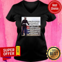 Let'S Give Out Vets Congressional Benefits And Give Congressmen Current Vet Benefits V-neck