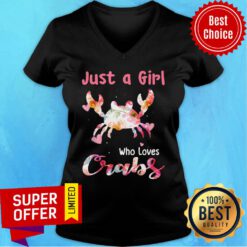 Funny Just A Girl Who Loves Crabs V-neck