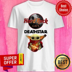 Baby Yoda Hug Guitar Hard Rock Cafe Death Star 2021 Shirt