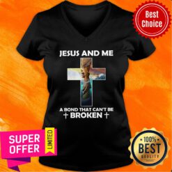 Jesus And Me A Bond That Can’t Be Broken V-neck