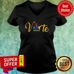 Premium Vote Island V-neck