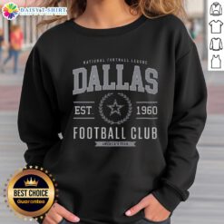 Original Dallas Cowboys Football Club sweatshirt featuring team logo and vintage design, perfect for fans and collectors.