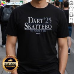 Alt Text: Stylish 'Pretty Dart-Skattebo '25 T-Shirt' featuring vibrant colors and unique design, perfect for dart enthusiasts.
