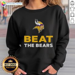 Cozy Top Minnesota Vikings Beat The Bears sweatshirt featuring team colors and logo, perfect for fans on game day.