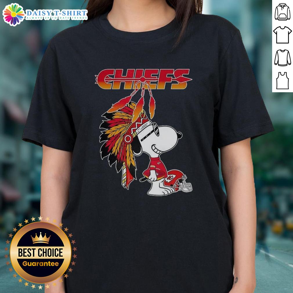 Cute Snoopy War Bonnets Kansas City Chiefs football helmet ladies tee, featuring playful design and team spirit.