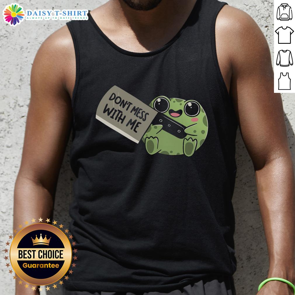 Funny frog tank top with 'Be Warned, Don't Mess With Me' slogan, perfect for quirky casual wear.