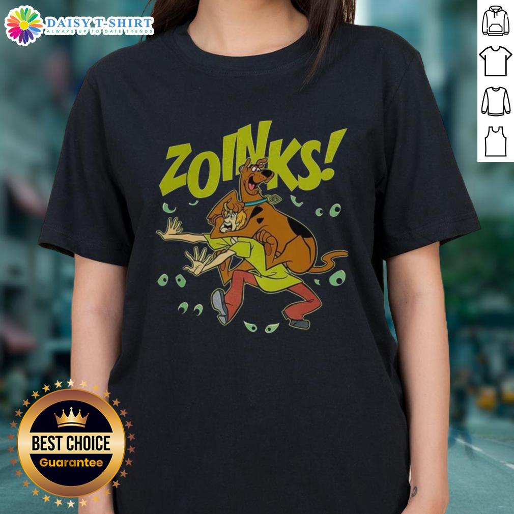 Vintage Scooby-Doo and Shaggy Rogers cartoon tee featuring 'Zoinks!' perfect for fans of classic animation.