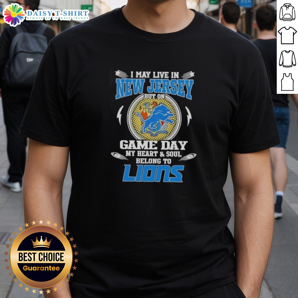 Detroit Lions T-Shirt: Proudly showing team spirit, perfect for game day, even from New Jersey.