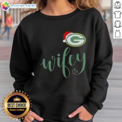 Good Wifey Green Bay Packers Santa Hat Merry Christmas Sweatshirt featuring festive design for holiday cheer.