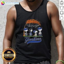 Happy New York Yankees X Peanuts Snoopy and Friends tank top, perfect for autumn and celebrating the festive season.