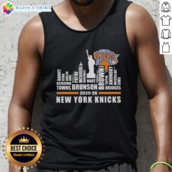 Alt Text: New York Knicks basketball tank top featuring city skyline design for the 2025-26 season, stylish and sporty.