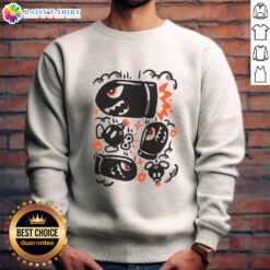 Top Bob-Ombing Run Sweatshirt featuring vibrant graphics inspired by classic gaming, perfect for cozy gaming sessions.