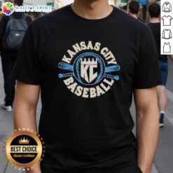 Awesome KC Baseball Crown and Bat Royal T-Shirt featuring a stylish design perfect for baseball fans and casual wear.