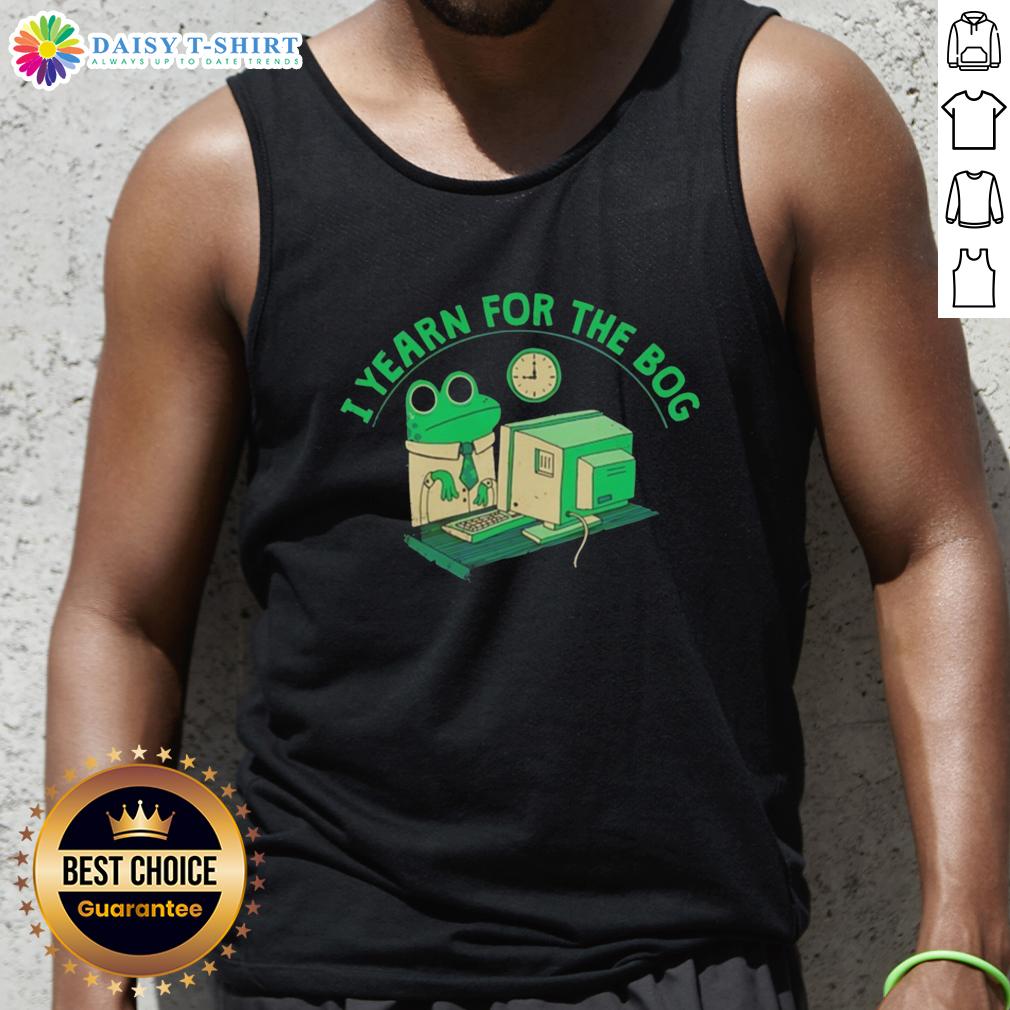 Original Frog I Yearn for the Bog tank top featuring a vibrant frog design, perfect for nature lovers and casual wear.