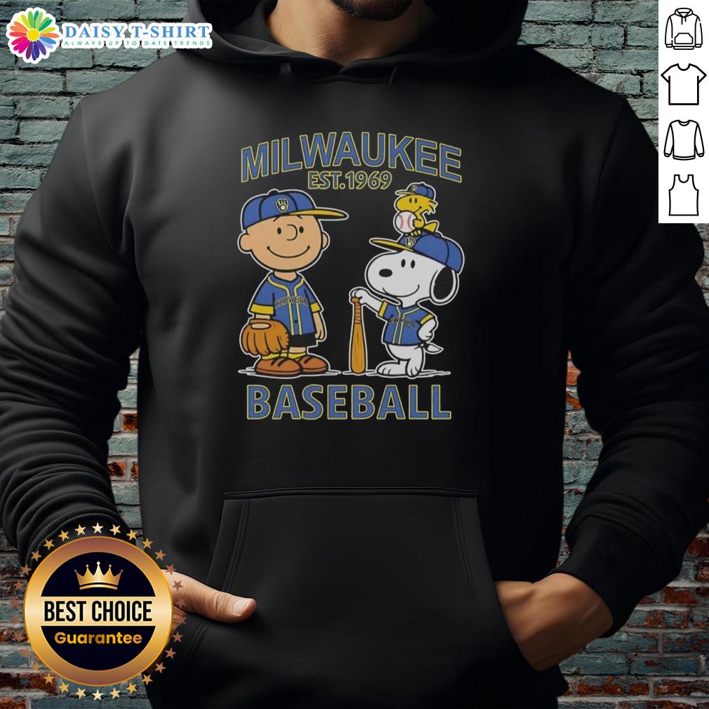 Stylish Pretty Charlie Brown and Snoopy X Milwaukee Brewers Basketball hoodie, established 1969, perfect for fans.