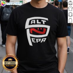 Stylish Salt N Pepa T-Shirt featuring iconic hip-hop design, perfect for fans of 90s music and retro fashion.